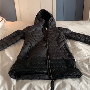 Lululemon 1x A Lady Black Jacket Size 8